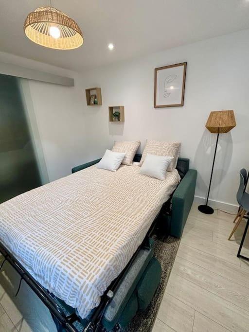 Apartamento L'Escobar Troyen Troyes Exterior foto